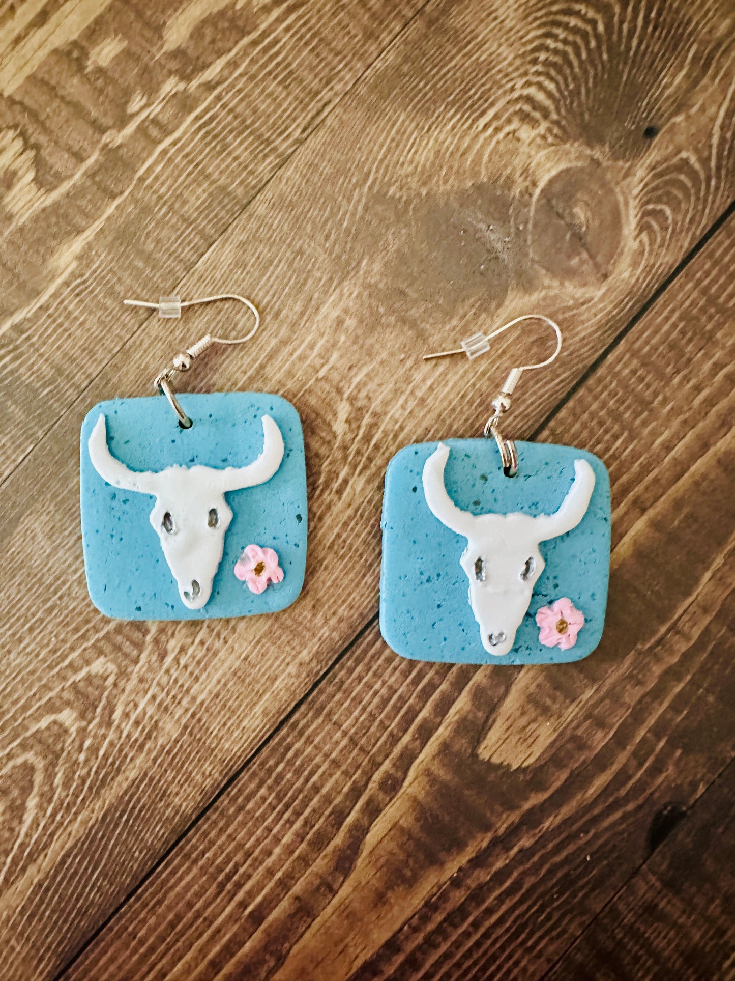 Georgia O’Keefe Skull Earrings